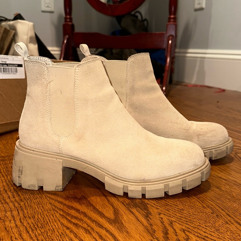 Steve Madden Howler Chelsea Boots